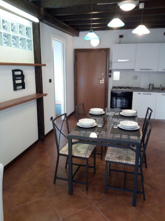 Ferienwohnung Casa Picasso Genua Exterior foto